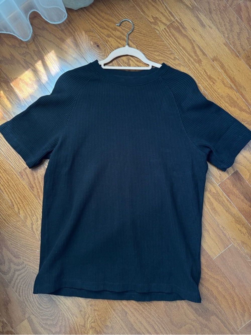 Zara Men's Black Ribbed Short-Sleeve T-Shirt